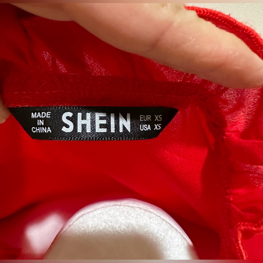 Red Blouse Small - Picture 4 of 6